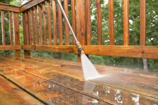 Best Gutter Cleaning  in Planada, CA